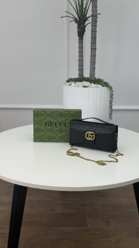 كلاتش gucci - شامل علبة#5513